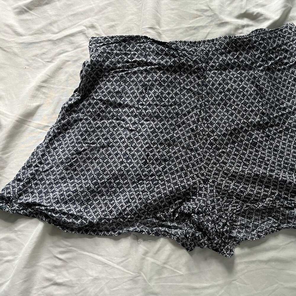 Roxy Shorts - Navy Print